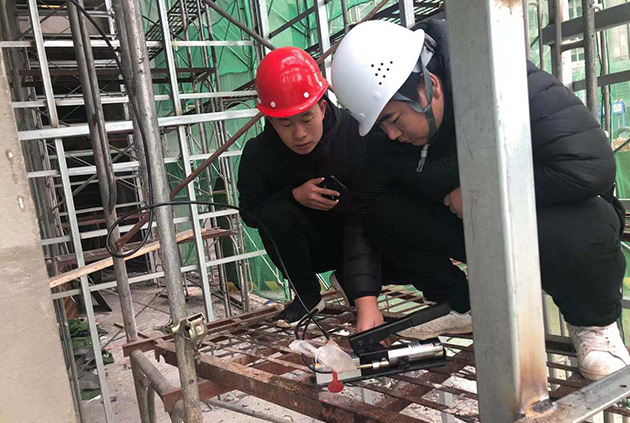 ���̽ṹ���